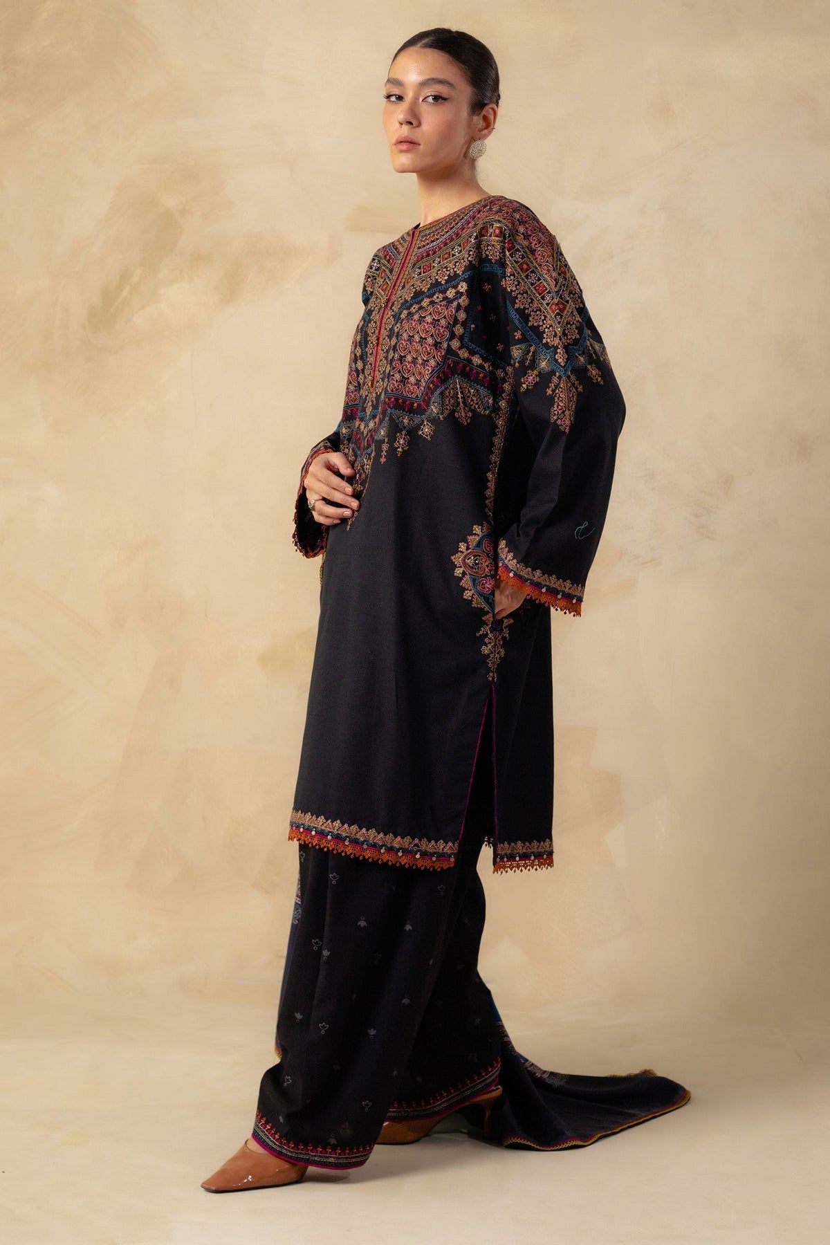 Zara-shahjahan - Luxury Lawn | Unstitch 3pc | Premium Eid Essential | Summer Season