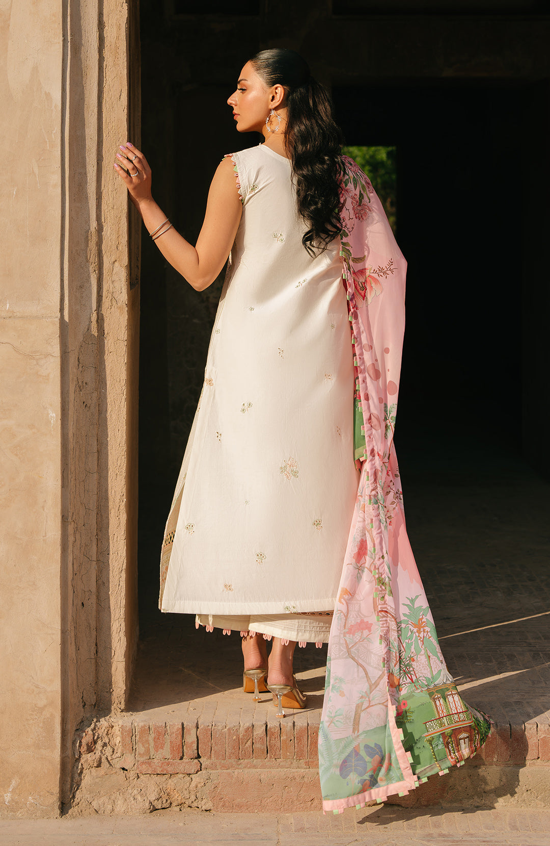 Fiona - Luxury Lawn | Unstitch 3pc | Premium Eid Essential | Summer Season