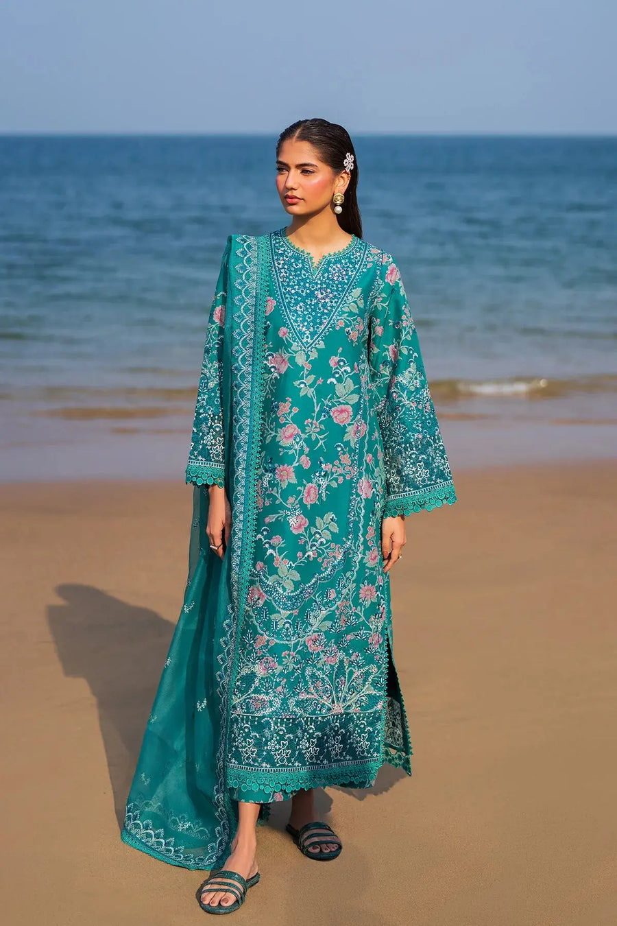 Afrozeh Endless Summer Lawn unstitched 3-Pc suit in the "Plush" design