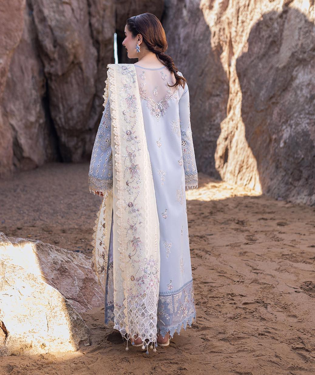 Sahil Kinare by Qalamkar Embroidered Lawn Suits Unstitched 3 Piece Firuze - Summer Season