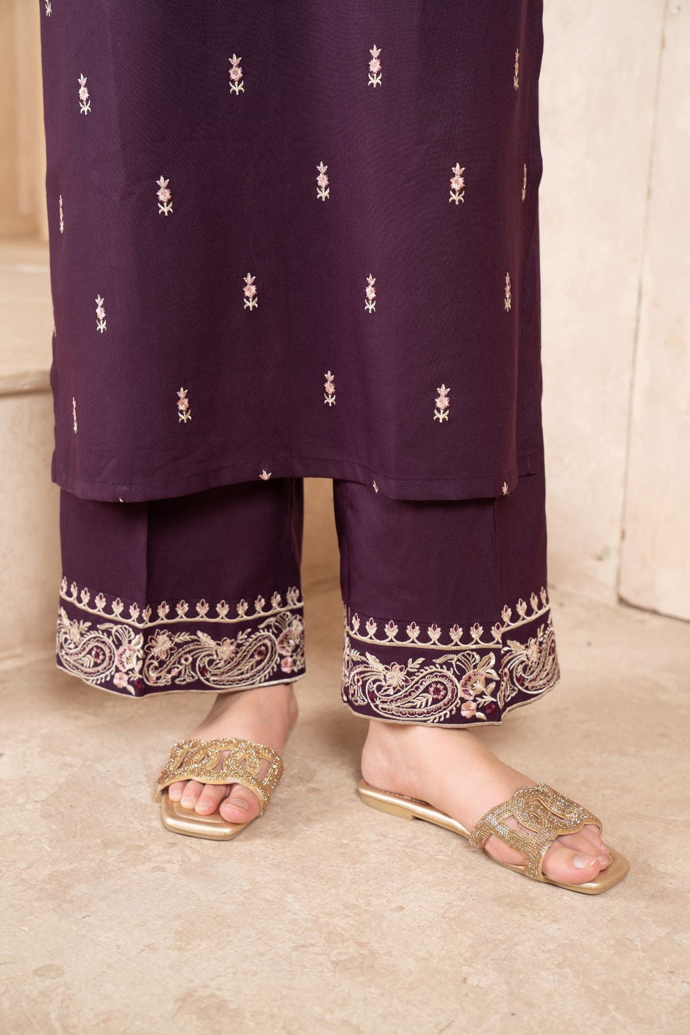 Preet Pret - Unstitch Fully Embroidered Premium Lawn 2pc