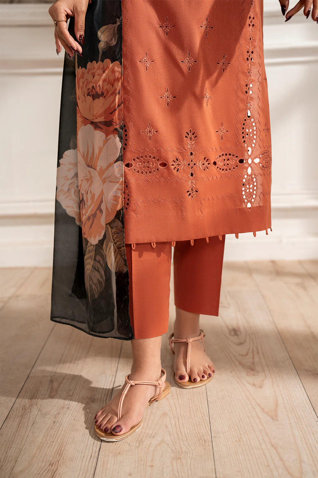 Iznik - 3Pc Unstitch Embroidered Dress Lawn Summer Season